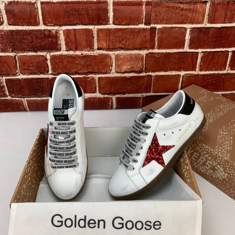 GOLDEN GOOSE SUPER STAR RED STAR 